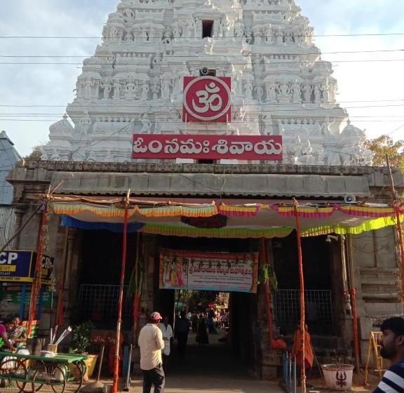 ホテル Shubhanga Residency