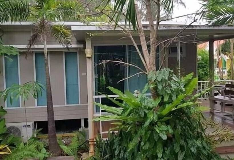 Отель Villa Rayonghouse