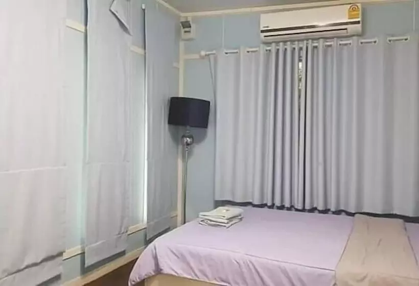 Hotelli Villa Rayonghouse