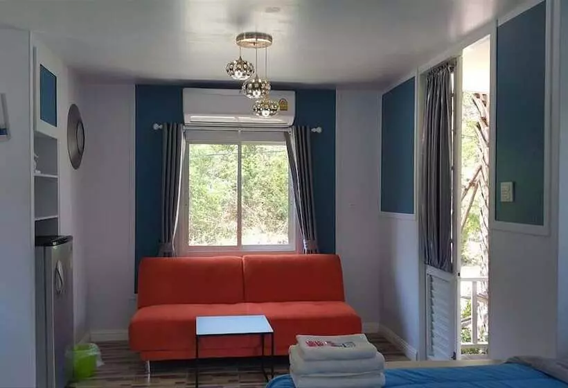 Hotelli Villa Rayonghouse