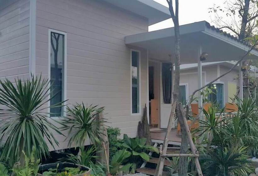 Отель Villa Rayonghouse