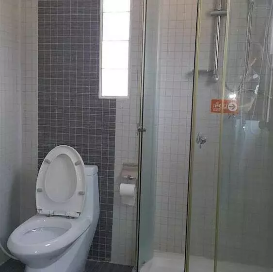 Hotelli Villa Rayonghouse