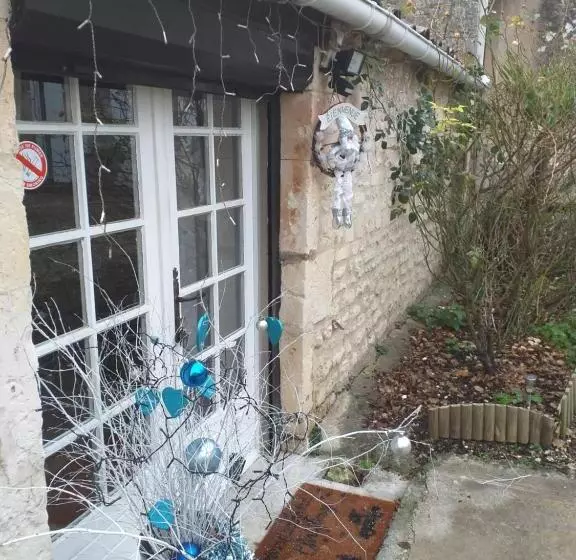 Les Demeures De La Laigne