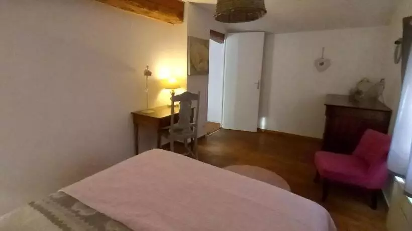 Les Demeures De La Laigne