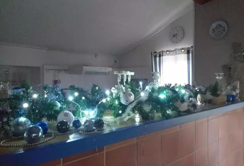 Les Demeures De La Laigne