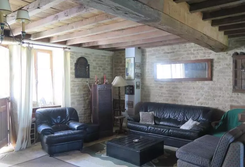 Majatalo Au Verger De Marcilly