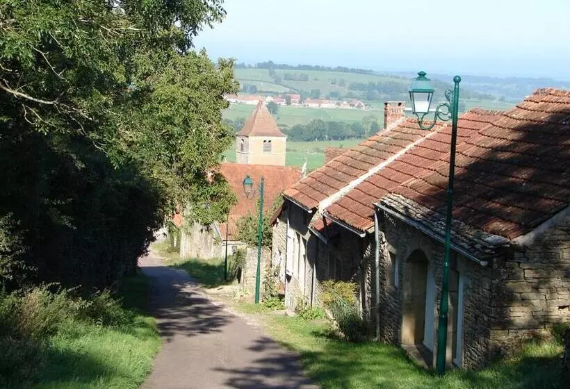 Majatalo Au Verger De Marcilly