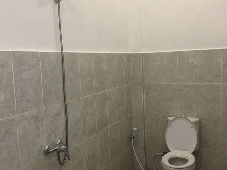 膳宿费 D'reborn Guest House