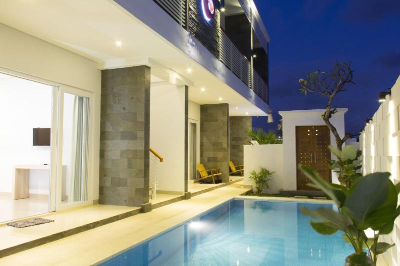 膳宿费 Kubu Kutus