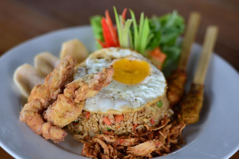 膳宿费 Kubu Kutus