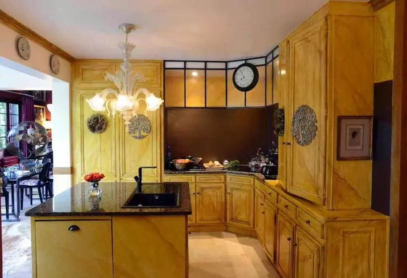 Majatalo Toute Une Histoire