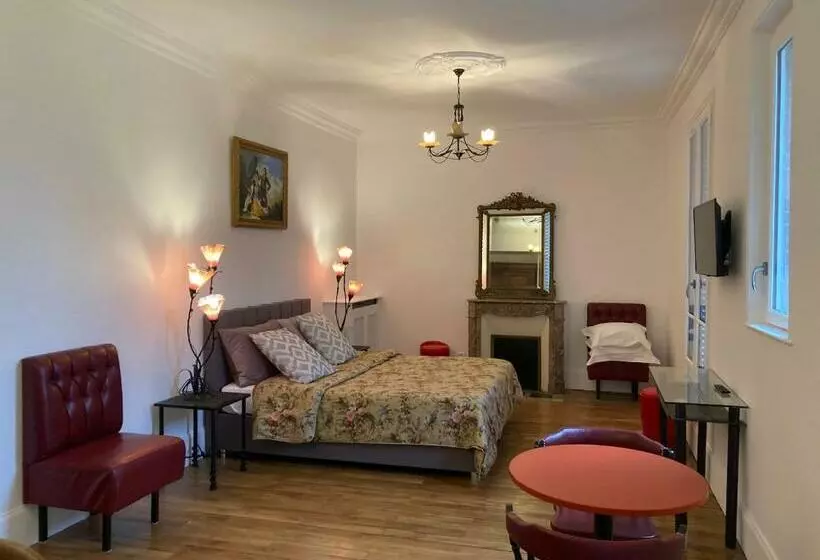 Aamiaismajoitus (B&B) Casa La Palma Le 48