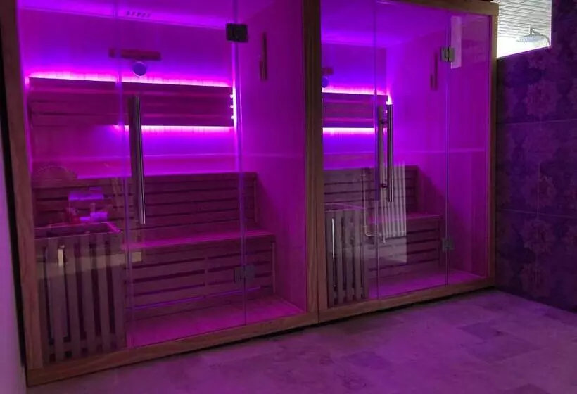 Aamiaismajoitus (B&B) Casa La Palma Le 48