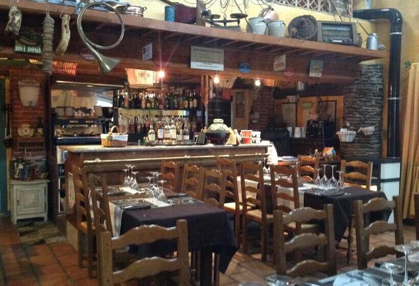 مبيت وإفطار Domaine Du Mont Monnet Chambre D Hôtes & Gîte