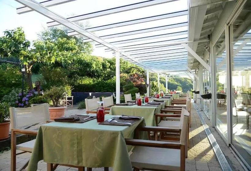 Aamiaismajoitus (B&B) Domaine Du Mont Monnet   Chambre D Hôtes & Gîte