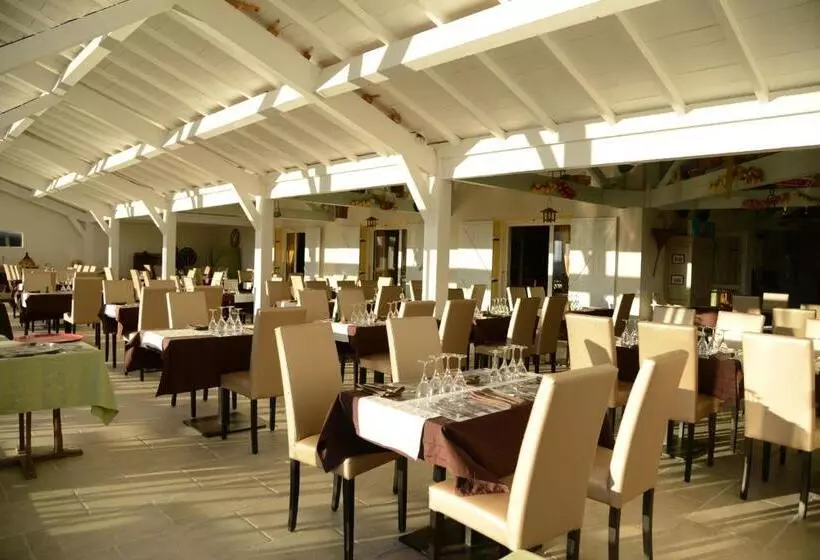 Aamiaismajoitus (B&B) Domaine Du Mont Monnet   Chambre D Hôtes & Gîte