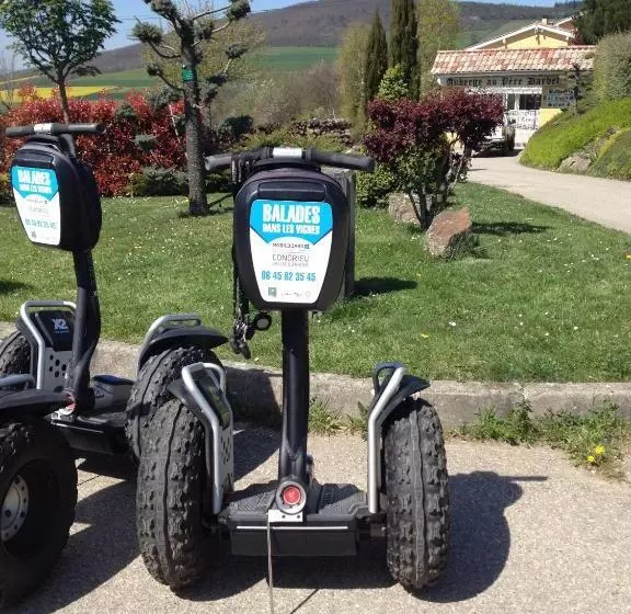 Aamiaismajoitus (B&B) Domaine Du Mont Monnet   Chambre D Hôtes & Gîte