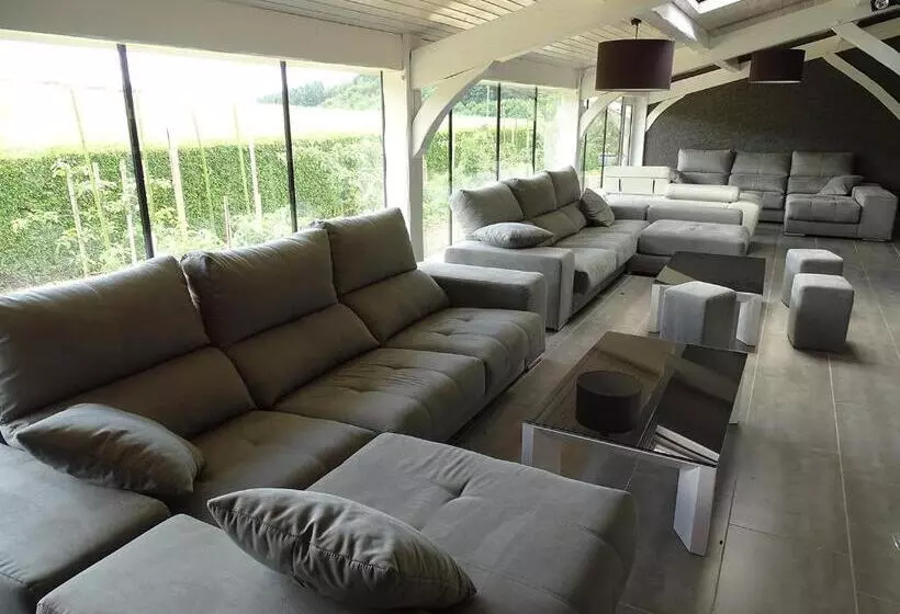 Aamiaismajoitus (B&B) Domaine Du Mont Monnet   Chambre D Hôtes & Gîte