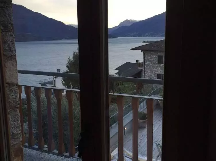Aamiaismajoitus (B&B) Villa Très Jolie
