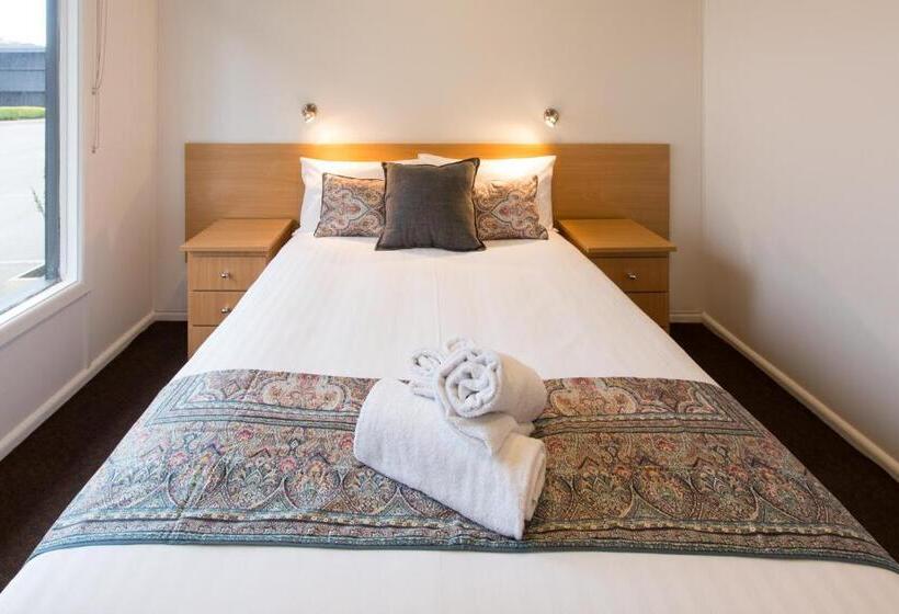 Fox On The Run Motel Kilmore