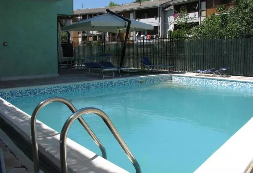 簡易ホテル San Berardo