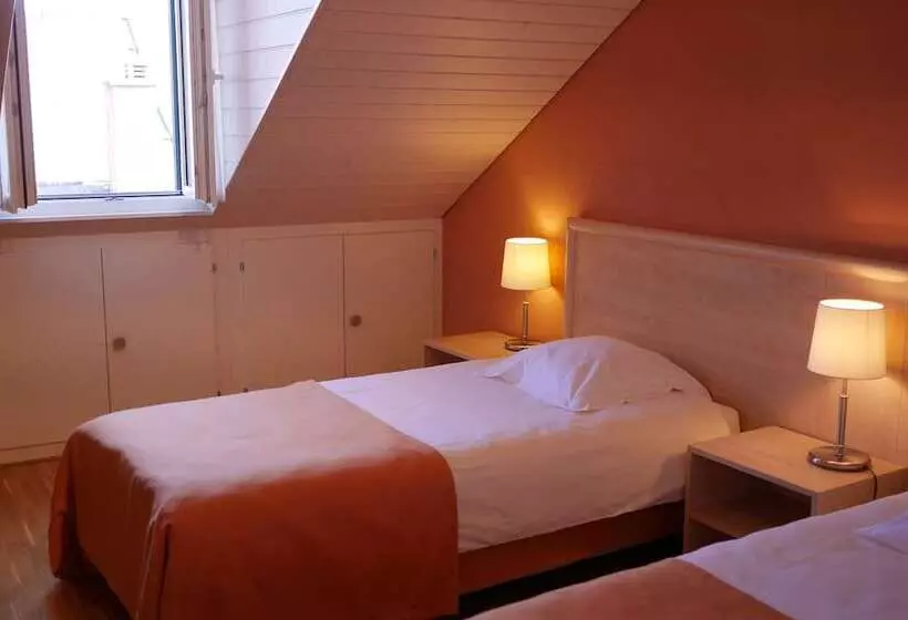 ホテル Auberge Aux Deux Sapins