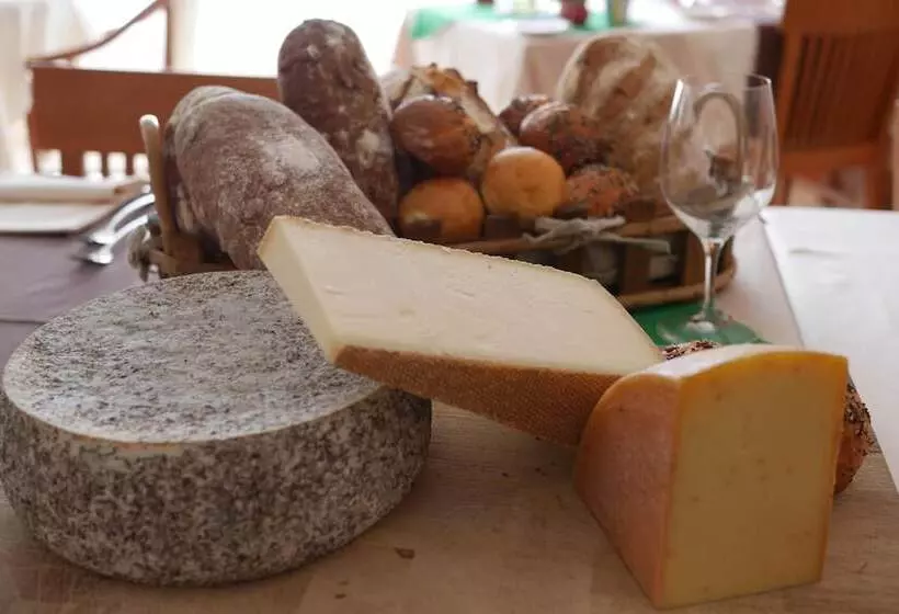 ホテル Auberge Aux Deux Sapins