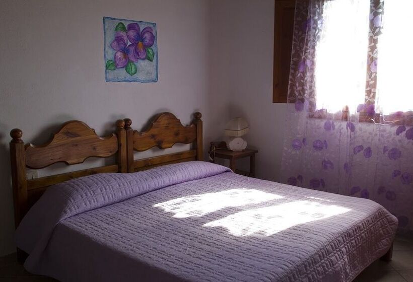 בית מלון כפרי Agriturismo B&b Sa Inza