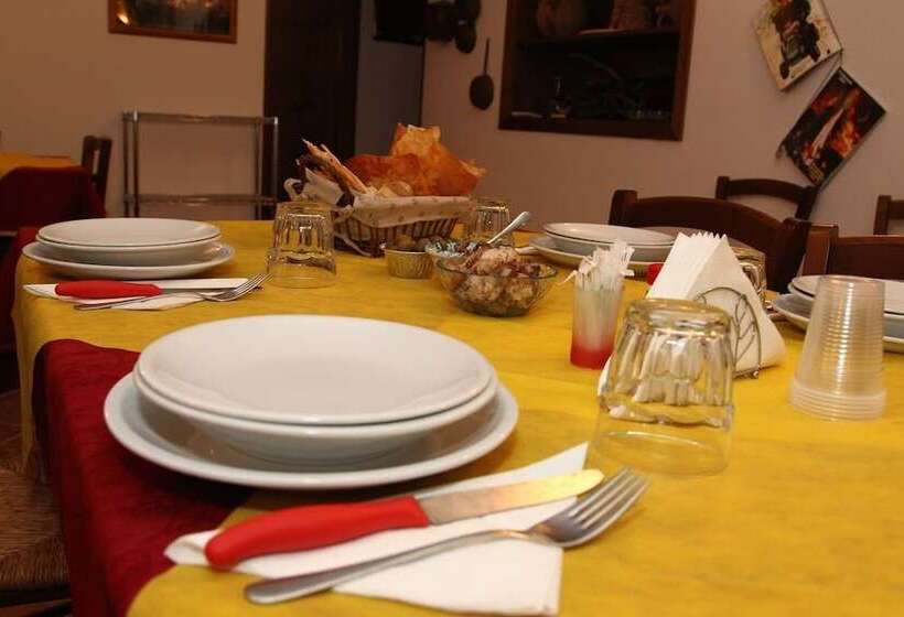 בית מלון כפרי Agriturismo B&b Sa Inza