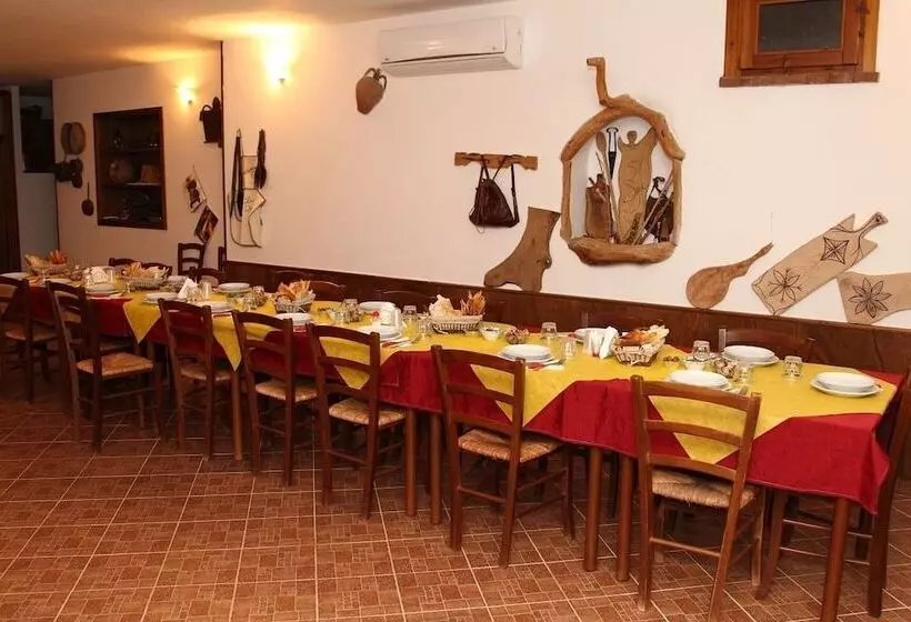 田舎風ホテル Agriturismo B&b Sa Inza