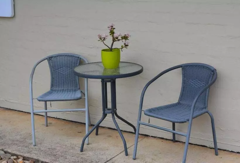 モーテル The Apple Inn