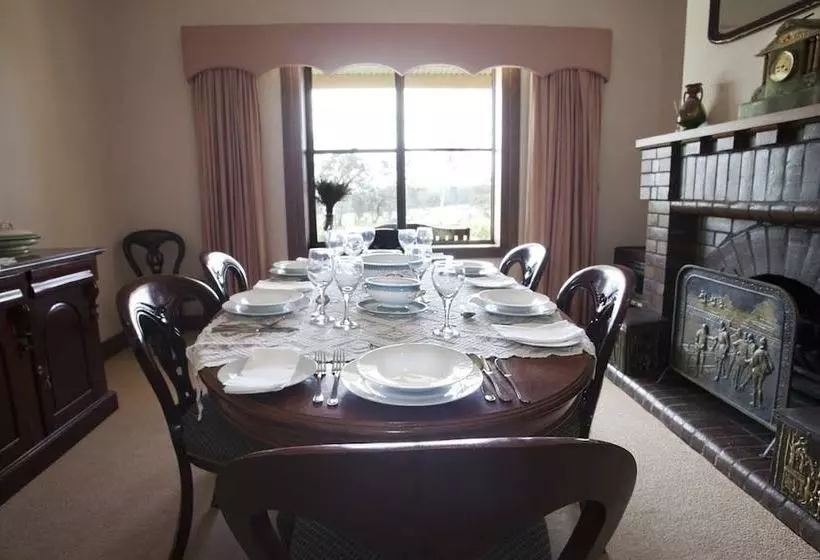 펜션 Beauchamp House