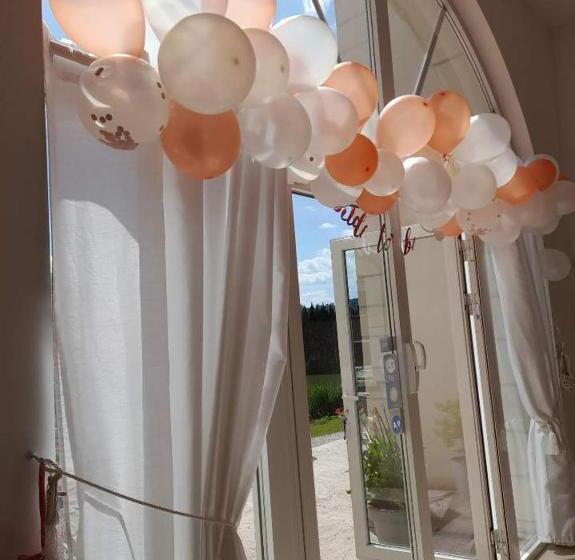 ペンション Domaine De Lardoisière