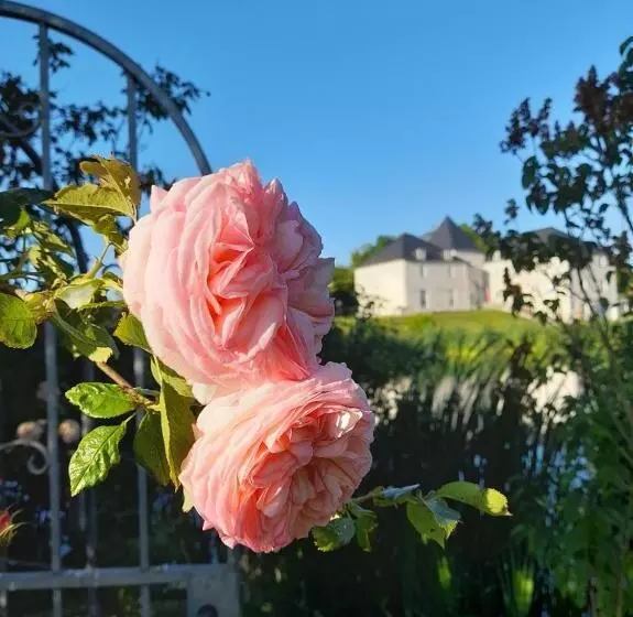 Majatalo Domaine De Lardoisière