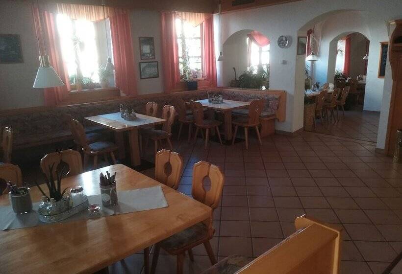 Pensão Gasthof Zum Goldenen Löwen