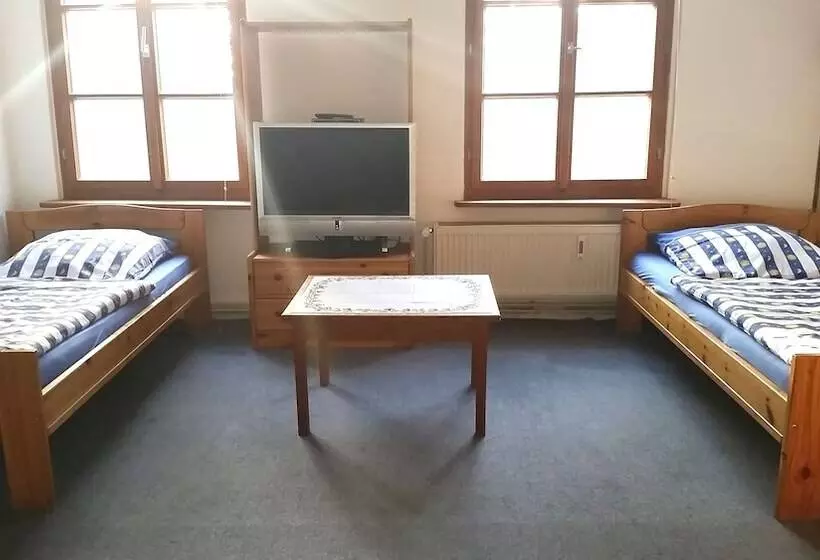 ペンション Haus Tonart