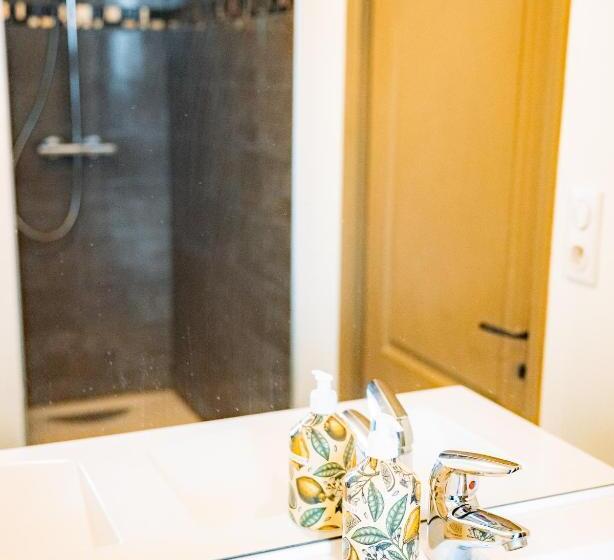 Pensiune Le Fauverney Lodge