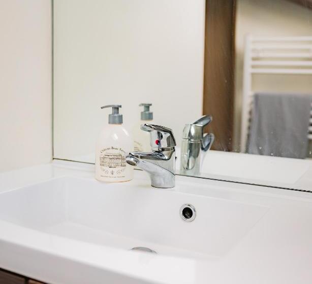 Pensiune Le Fauverney Lodge