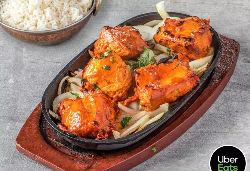 Majatalo Le Fauverney Lodge