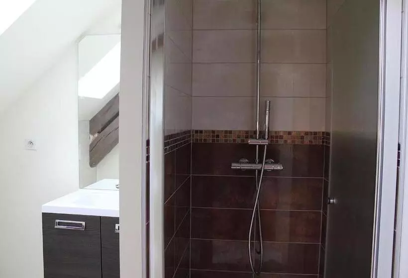 Majatalo Le Fauverney Lodge