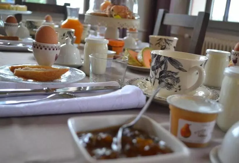 Majatalo Les Terrasses De Bessou