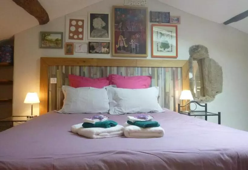 Majatalo Les Terrasses De Bessou