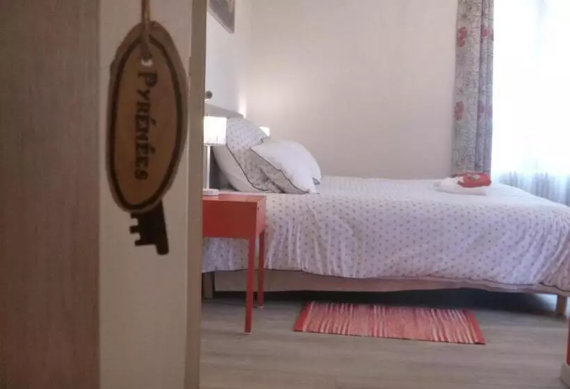 Majatalo Les Terrasses De Bessou