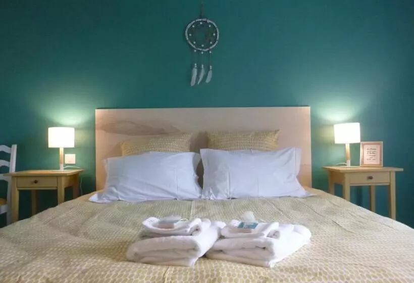 Majatalo Les Terrasses De Bessou