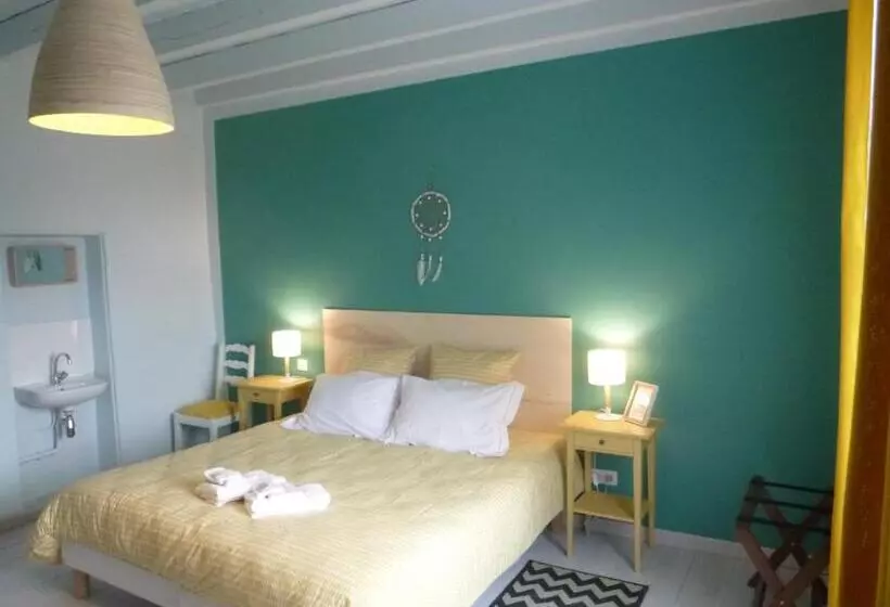 Majatalo Les Terrasses De Bessou