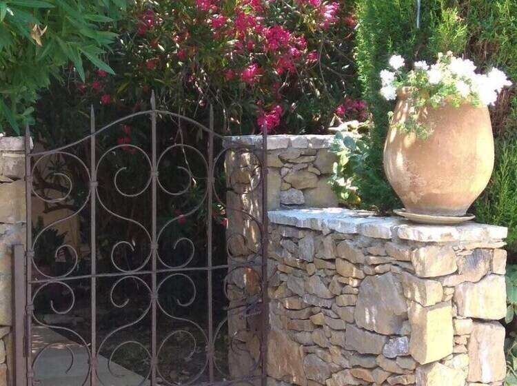 Bed and Breakfast Chambre D Hotes Les Alicantes