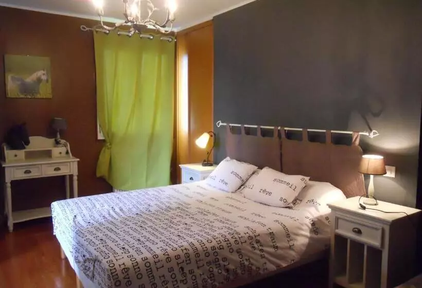 Aamiaismajoitus (B&B) Chambres D Hotes La Ferme Du Bout De La Ville