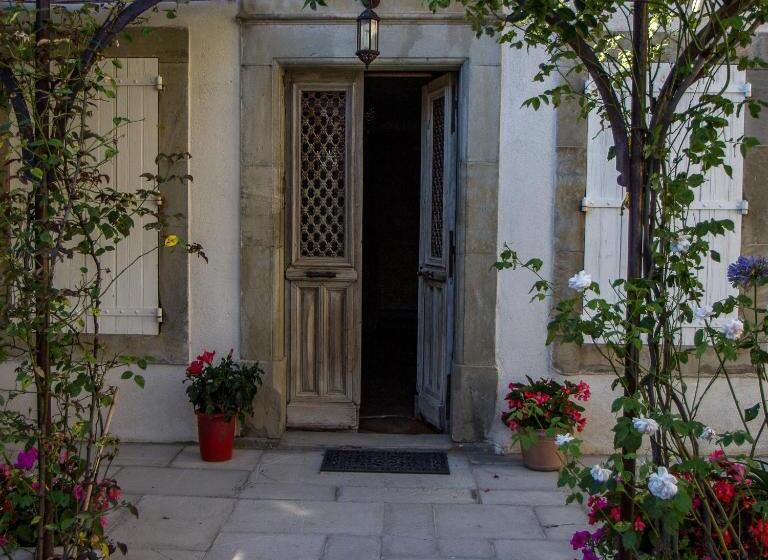 Bed and Breakfast Le Patio Des Senteurs