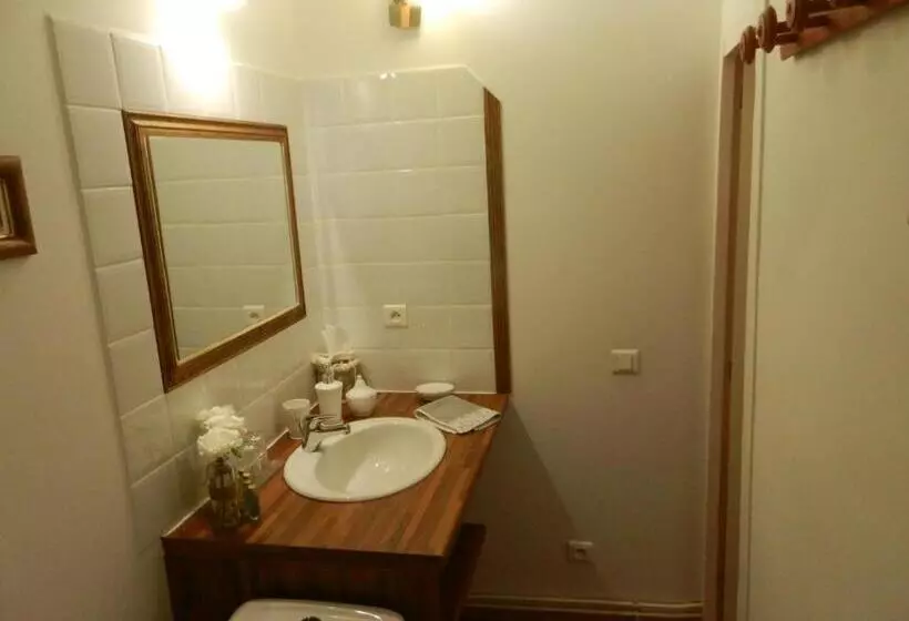 Aamiaismajoitus (B&B) Le Patio Des Senteurs