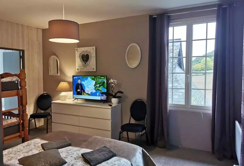 ベッドアンドブレックファースト Les Cloches De Corneville